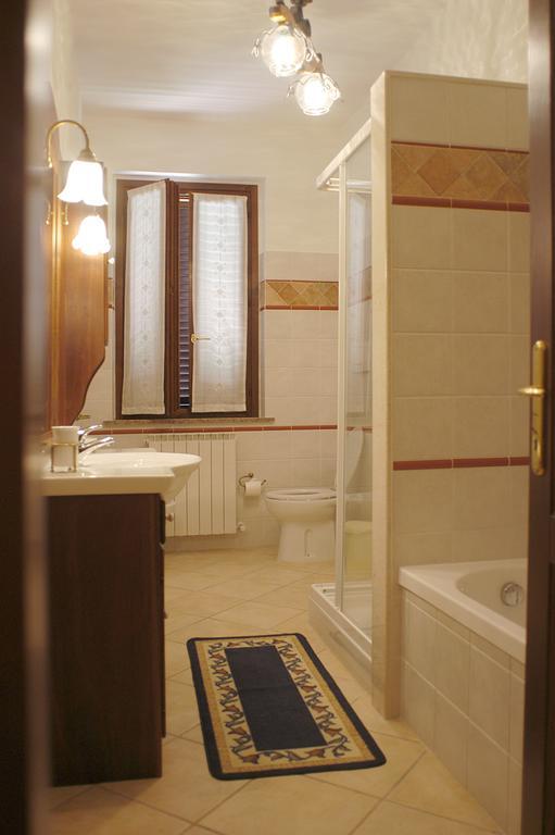 Poggio Bella Vista Villa Castiglione del Lago Værelse billede